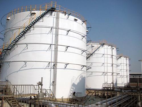 Industrial storage tanks